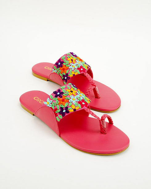 Floral Embroidered Kohlapuris